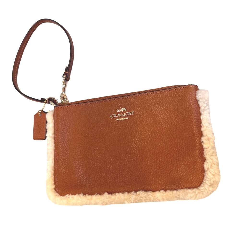 Coach F64709 Pebble Leather Sherpa Trim Zip Wristlet Saddle Brown Gold‎ EUC